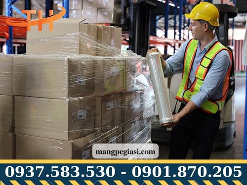 Giá màng PE bọc hàng