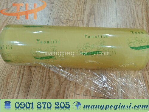 Màng bọc thực phẩm dai, khó rách khi kéo giãn