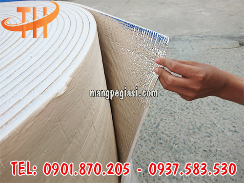 Xốp cách nhiệt thường được sử dụng cho các mái tôn