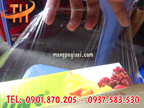 Màng bọc thực phẩm màu trong suốt