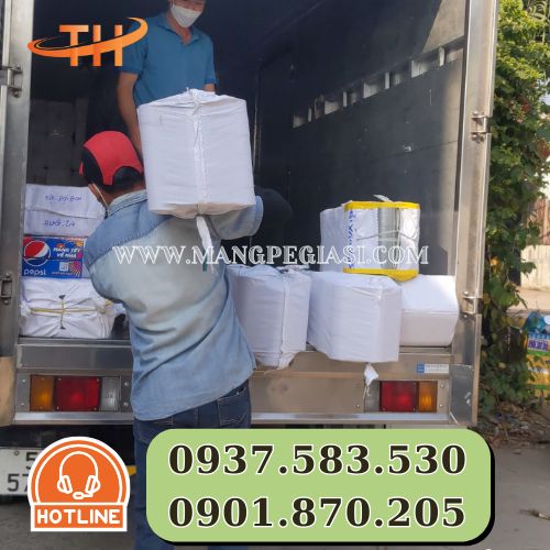 Hoạt động giao băng keo mỗi ngày tại Thu Hồng Hoạt động giao băng keo mỗi ngày tại Thu Hồng