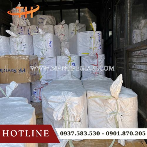 Hoạt động giao băng keo mỗi ngày tại kho sỉ Thu Hồng Hoạt động giao băng keo mỗi ngày tại kho sỉ Thu Hồng