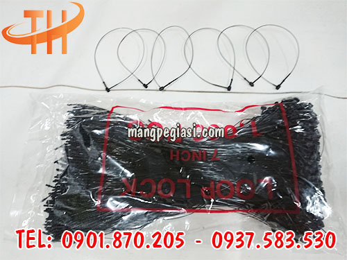 Đạn xỏ nhựa được làm từ nhựa dẻo