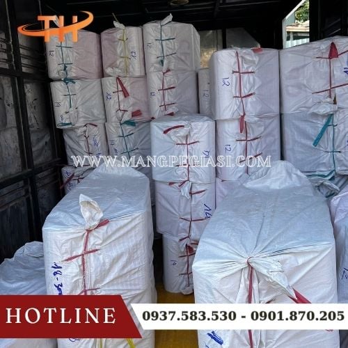 Hoạt động giao sỉ băng keo da bò cho khách tại Thu Hồng Hoạt động giao sỉ băng keo da bò cho khách tại Thu Hồng