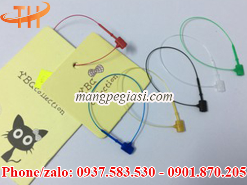 Đạn xỏ treo nhãn mác