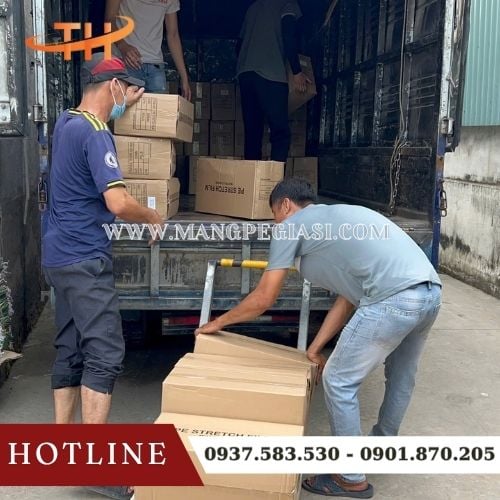 Hoạt động giao màng PE diễn ra mỗi ngày tại Thu Hồng Hoạt động giao màng PE diễn ra mỗi ngày tại Thu Hồng