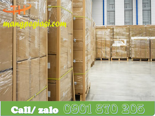 Sử dụng màng PE quấn pallet, thùng hàng