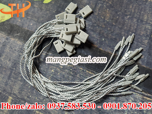 Dây treo nhãn mác