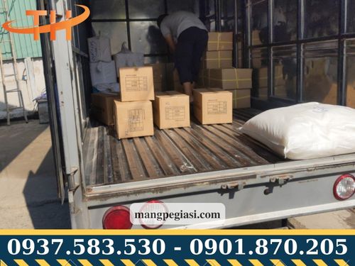 Màng pe quấn pallet