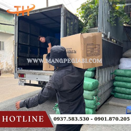 Hoạt động giao màng PE hằng ngày tại Thu Hồng Hoạt động giao màng PE hằng ngày tại Thu Hồng