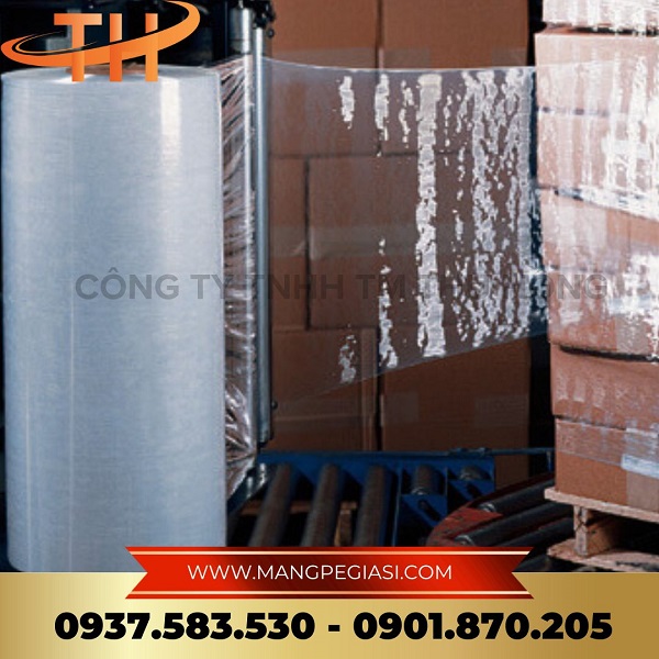 Màng PE quấn bằng máy Màng PE quấn bằng máy