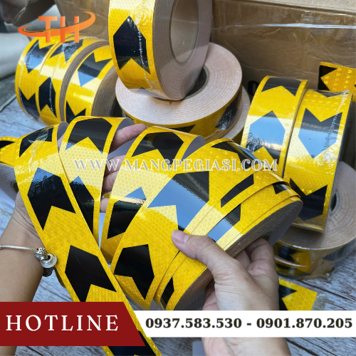 Băng dính phản quang bền dai chống ẩm, chịu nhiệt cao Băng dính phản quang bền dai chống ẩm, chịu nhiệt cao