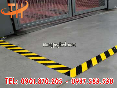 Băng keo dán nền nhà xưởng
