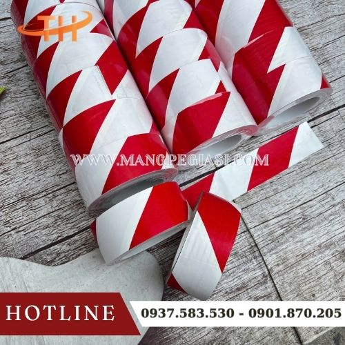 Băng keo dán sàn đa năng tiện dụng Băng keo dán sàn đa năng tiện dụng