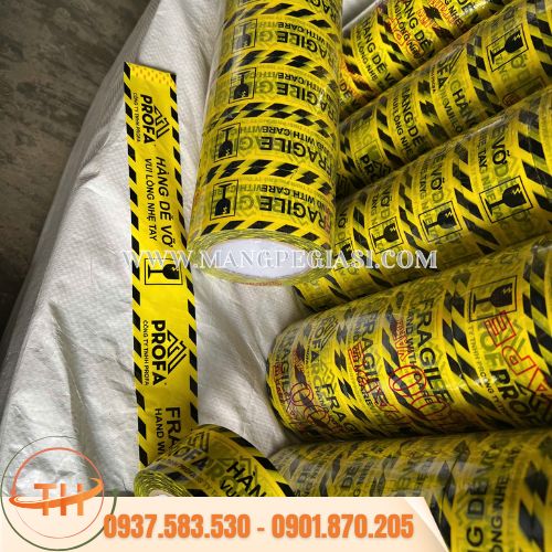 Băng keo hàng dễ vỡ dùng để quảng cáo thương hiệu Băng keo hàng dễ vỡ dùng để quảng cáo thương hiệu