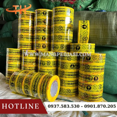 Băng keo in chữ hàng dễ vỡ kèm logo công ty Băng keo in chữ hàng dễ vỡ kèm logo công ty