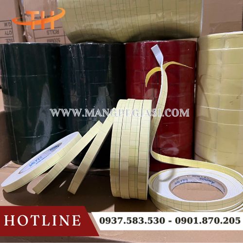 Băng keo mút xốp cuộn nhỏ dàn văn phòng và trang trí Băng keo mút xốp cuộn nhỏ dàn văn phòng và trang trí