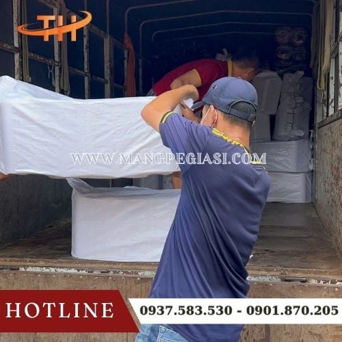 Đội ngũ nhân viên giao hàng chuyên nghiệp xuất kho giao sỉ mỗi ngày Đội ngũ nhân viên giao hàng chuyên nghiệp xuất kho giao sỉ mỗi ngày