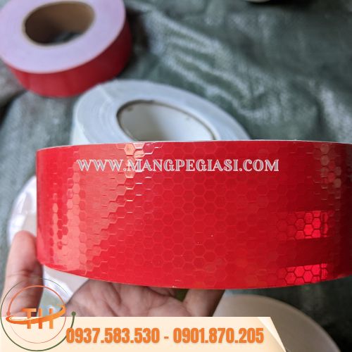 Băng keo phản quang màu đỏ Băng keo phản quang màu đỏ