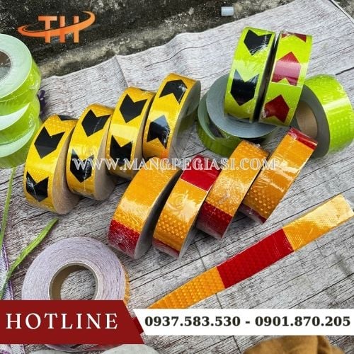 Băng keo phản quang cảnh báo siêu sáng Băng keo phản quang cảnh báo siêu sáng