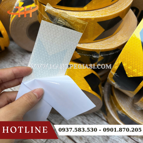 Băng keo phản quang siêu dính Băng keo phản quang siêu dính