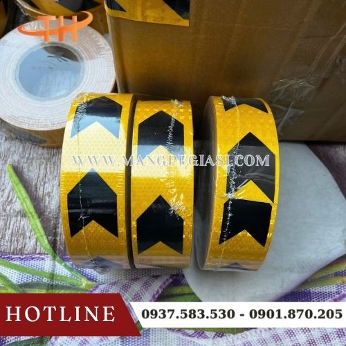 Băng keo phản quang tăng tính an toàn trong lao động và giao thông Băng keo phản quang tăng tính an toàn trong lao động và giao thông