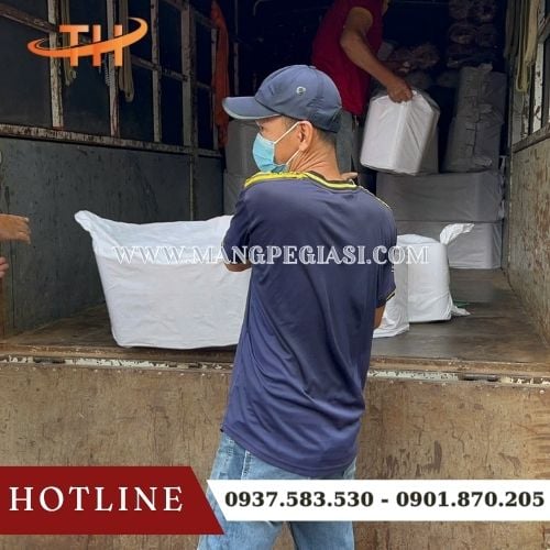 Hoạt động giao sỉ băng keo trong đóng hàng mỗi ngày tại kho Thu Hồng Hoạt động giao sỉ băng keo trong đóng hàng mỗi ngày tại kho Thu Hồng