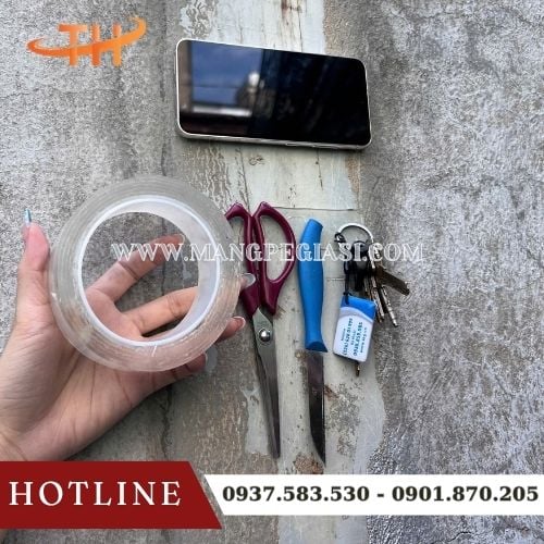 Băng keo trong suốt 2 mặt không cần khoan đục Băng keo trong suốt 2 mặt không cần khoan đục