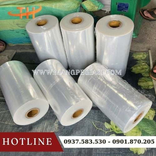 Màng PE cuộn lớn dùng quấn máy Màng PE cuộn lớn dùng quấn máy