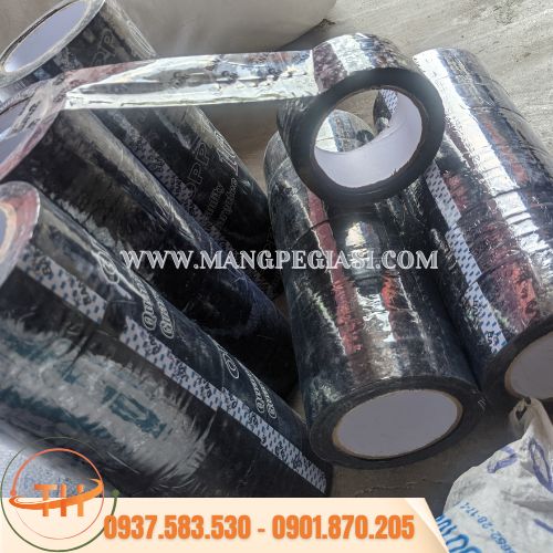 Cuộn băng keo in logo bám dính tốt Cuộn băng keo in logo bám dính tốt