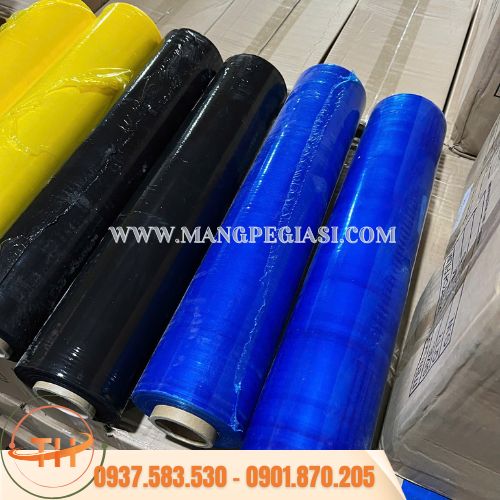 Cuộn màng PE dùng quấn pallet Cuộn màng PE dùng quấn pallet