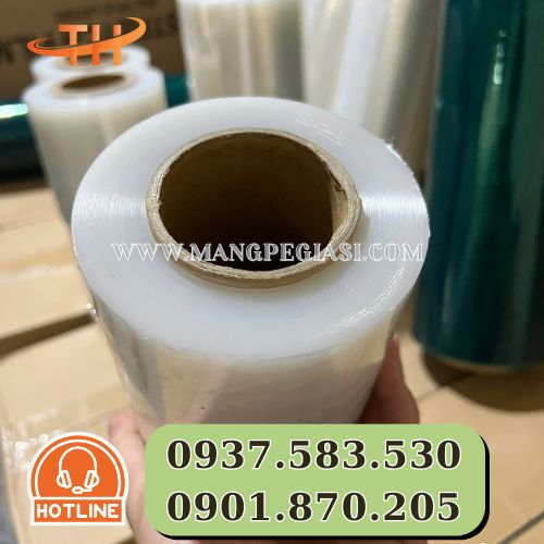 Cuộn màng PE trong suốt ứng dụng linh hoạt Cuộn màng PE trong suốt ứng dụng linh hoạt