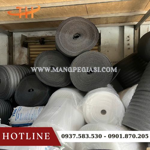 Cuộn xốp foam bọc hàng chắc chắn Cuộn xốp foam bọc hàng chắc chắn