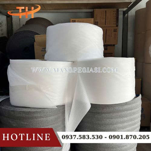 Cuộn xốp PE foam cách nhiệt, cách âm, chống nước Cuộn xốp PE foam cách nhiệt, cách âm, chống nước