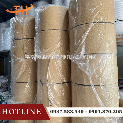 Cuộn xốp tráng bạc cách nhiệt, cách âm, chống ẩm mốc Cuộn xốp tráng bạc cách nhiệt, cách âm, chống ẩm mốc
