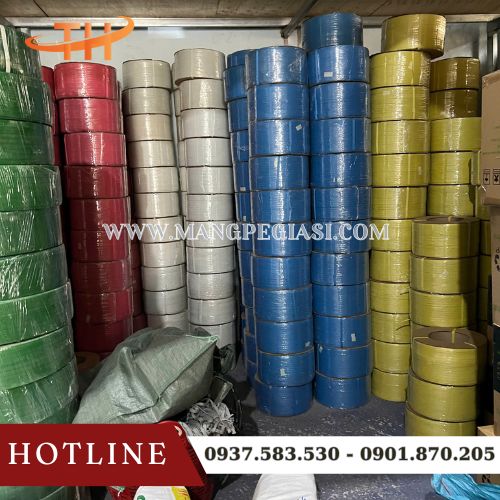 Dây đai PP với nhiều màu sắc Dây đai PP với nhiều màu sắc
