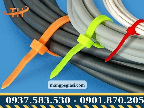 Dây rút có nhiều màu sắc khác nhau