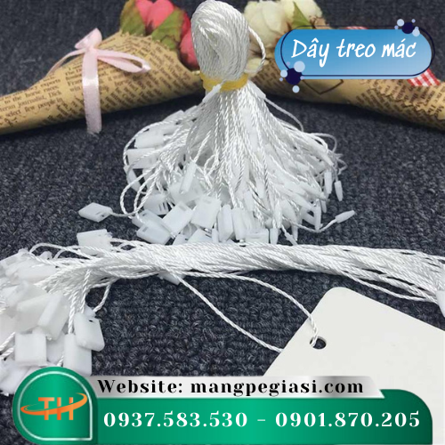 Dây treo mác chất liệu nhựa