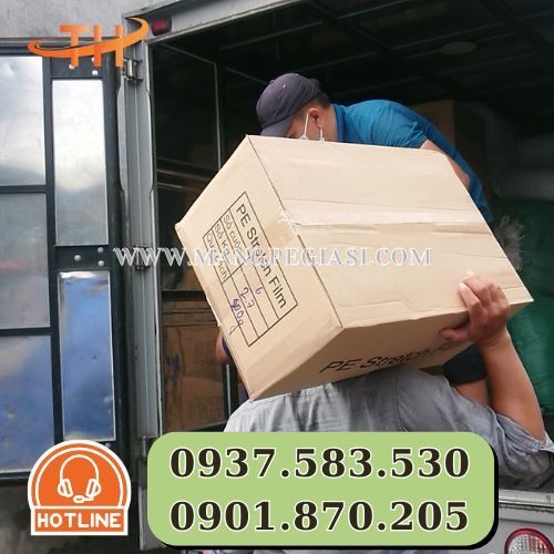 Giao hàng màng PE tận nơi cho khách Giao hàng màng PE tận nơi cho khách