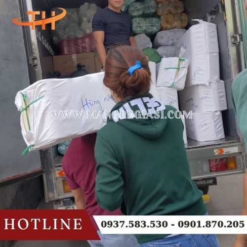 Giao sỉ băng keo OPP màu đen tận nơi cho khách Giao sỉ băng keo OPP màu đen tận nơi cho khách
