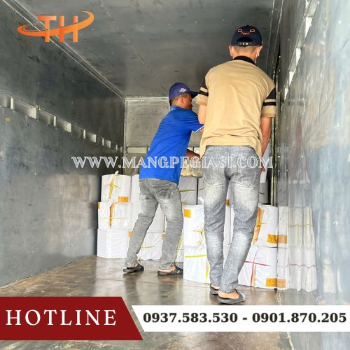 Hoạt động giao băng keo 2 mặt mỗi ngày tại Thu Hồng Hoạt động giao băng keo 2 mặt mỗi ngày tại Thu Hồng