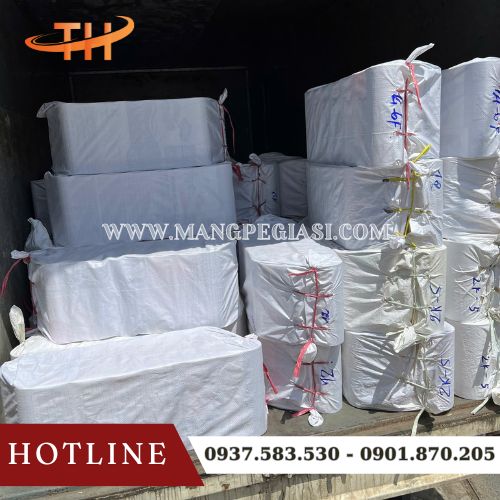 Hoạt động giao băng keo 2 mặt trắng tại kho sỉ Hoạt động giao băng keo 2 mặt trắng tại kho sỉ