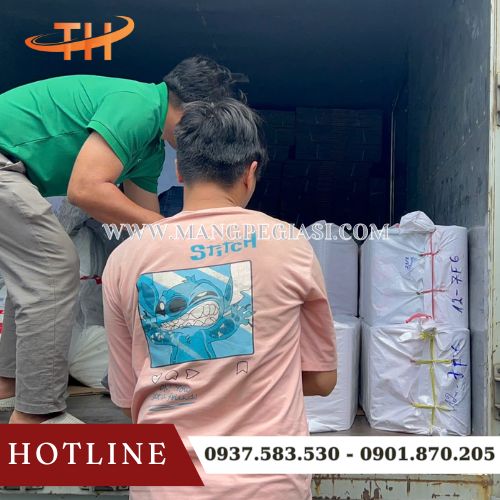 Hoạt động giao băng keo giấy màu tận nơi cho khách Hoạt động giao băng keo giấy màu tận nơi cho khách