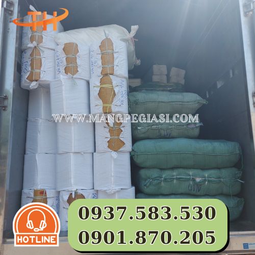 Hoạt động giao băng keo giấy nâu da bò tại Thu Hồng Hoạt động giao băng keo giấy nâu da bò tại Thu Hồng