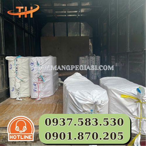 Hoạt động giao băng keo tại kho sỉ Thu Hồng Hoạt động giao băng keo tại kho sỉ Thu Hồng