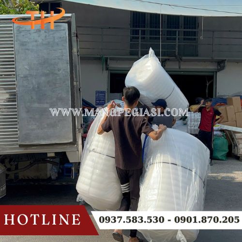 Hoạt động giao cuộn mút xốp foam tận nơi chất lượng Hoạt động giao cuộn mút xốp foam tận nơi chất lượng