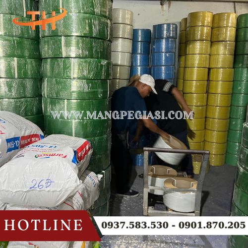 Hoạt động giao dây đai PP, PET tại kho sỉ Thu Hồng Hoạt động giao dây đai PP, PET tại kho sỉ Thu Hồng