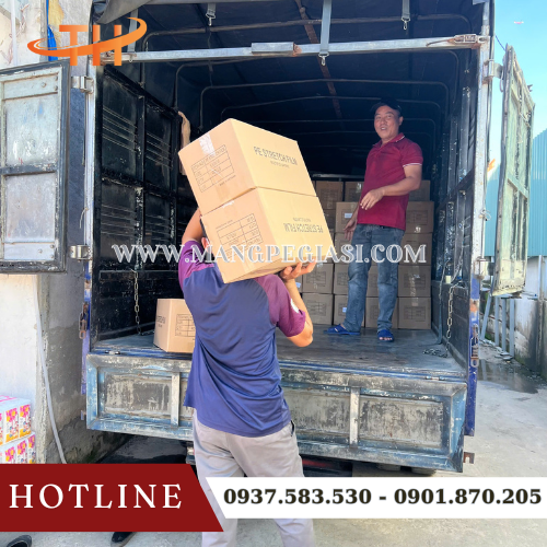 Hoạt động giao màng PE chất lượng giá sỉ tận xưởng Hoạt động giao màng PE chất lượng giá sỉ tận xưởng