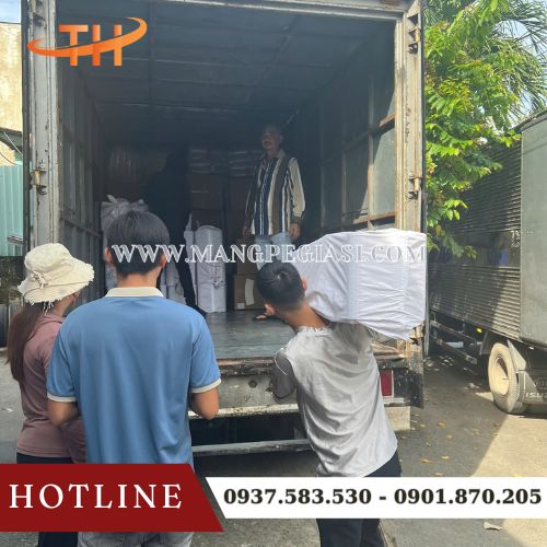 Hoạt động giao sỉ băng keo da bò cho khách tại Thu Hồng Hoạt động giao sỉ băng keo da bò cho khách tại Thu Hồng