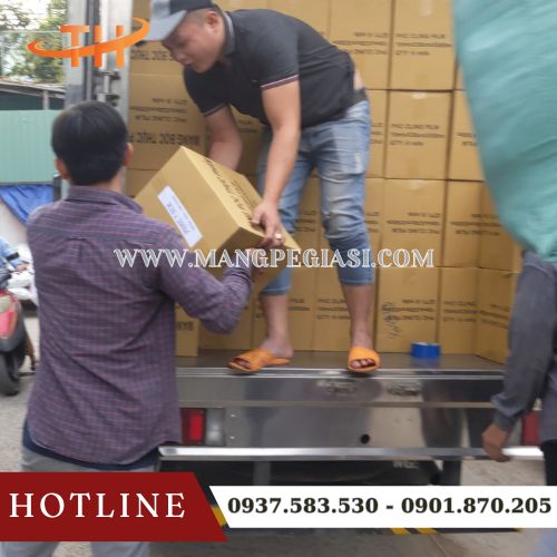 Hoạt động giao sỉ màng bọc thực phẩm tận nơi cho khách tại Thu Hồng Hoạt động giao sỉ màng bọc thực phẩm tận nơi cho khách tại Thu Hồng